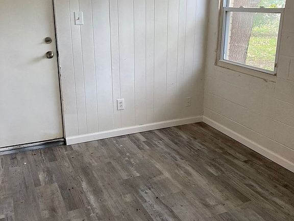 5th image of 6781 Ford Ave #6781