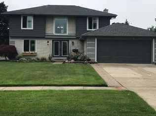 43736 Hanford Rd, Canton, MI 48187