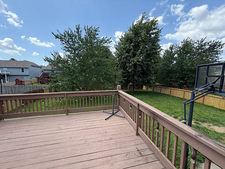 15636 Foster St — Photo 15