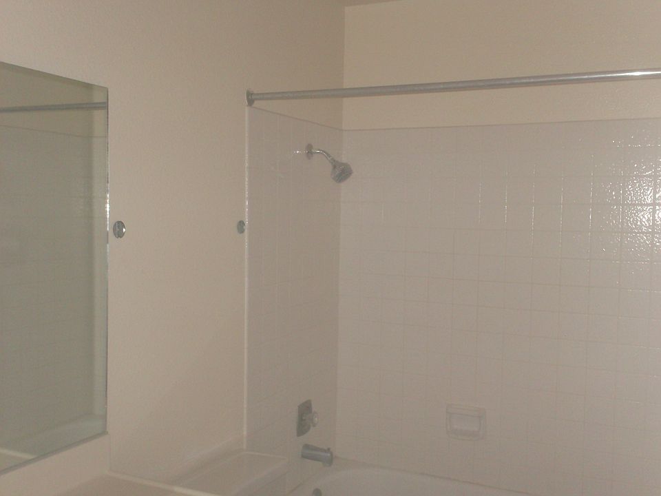 2209 Tall Pine Las Vegas Home Rental Bathroom_05222018