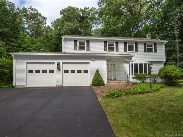 3 Amy Lane, Simsbury, CT 06070