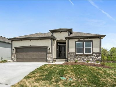 6820 NE 70th St, Kansas City, MO, 64119