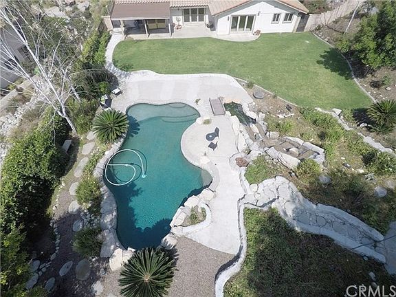 3rd image of 5235 Cartilla Ave