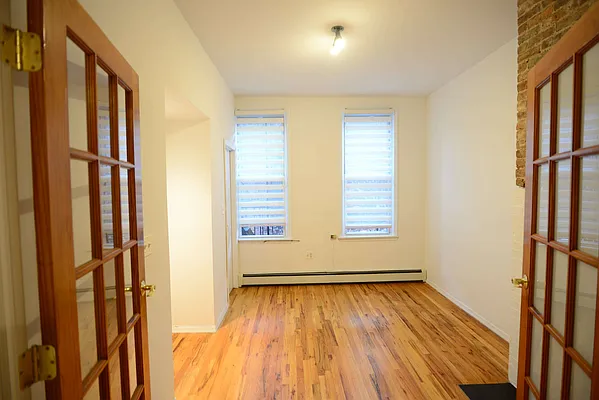 Rented by Residents Team | media 8