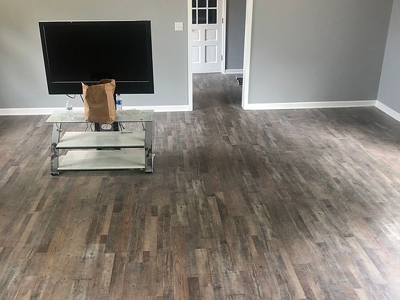 Living room & mudroom