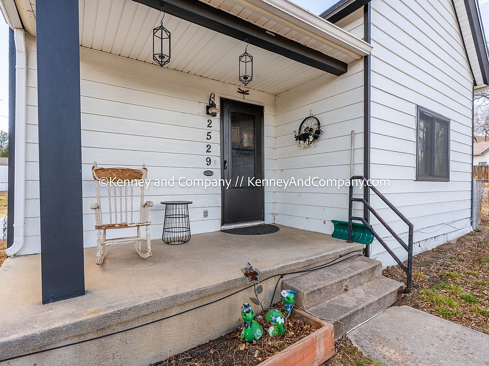1st image of 2529 Bott Ave