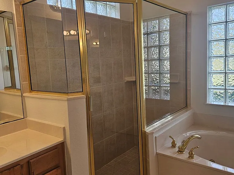 1 Emmons Ln — Photo 17