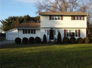 23 Shenango Rd, New Castle, PA 16105