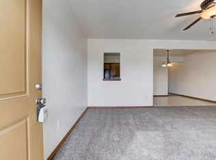 1901 Dover St #1909, Norman, OK 73071