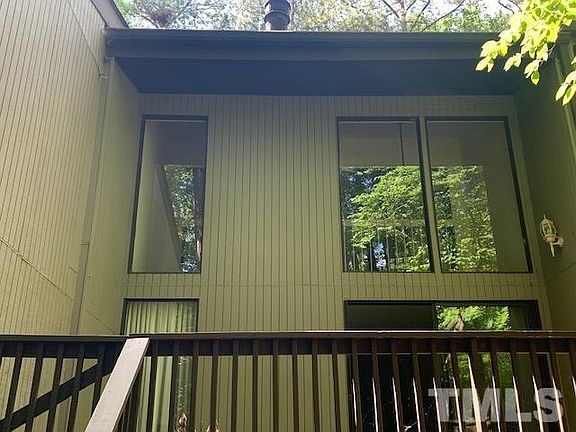 4th image of 710 Constitution Dr #202