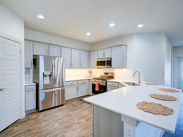 4613 Tully Dr — Photo 19