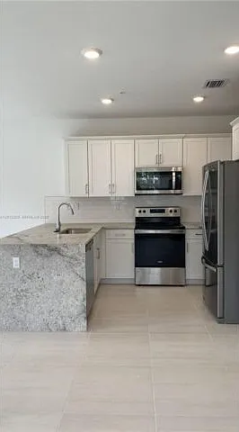 125 SW 171st Way — Photo 9