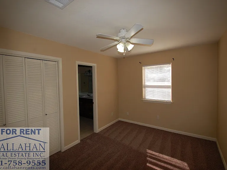2912 Dorset Dr — Photo 8