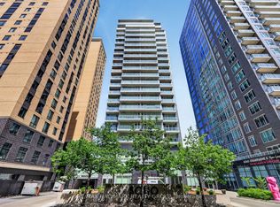 111 Champagne Ave S #1403, Ottawa, ON K1S 5V3