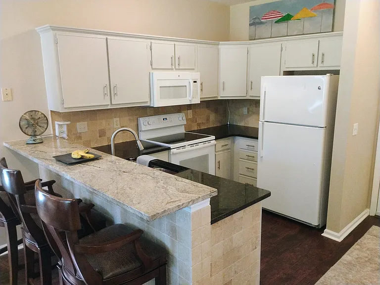 488 River Oaks Dr #61 — Photo 3