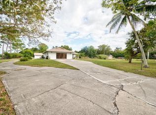 1201 Saint Clair Shores Rd, Naples, FL 34104