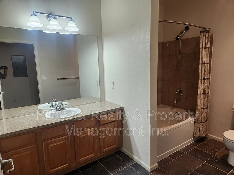 2900 Blue Sky Cir #5-103 — Photo 7