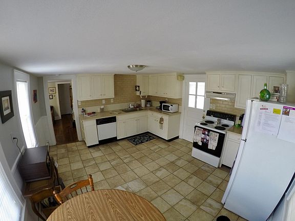 All pictures taken from above to show space.