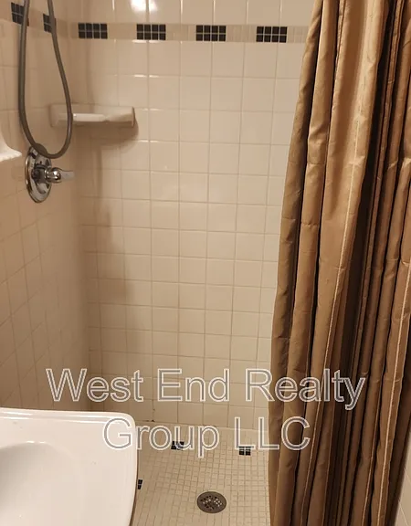 6826 Willow Vista Ct — Photo 6