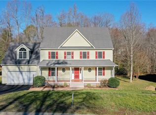 13106 Rose Glen Dr, Midlothian, VA 23112