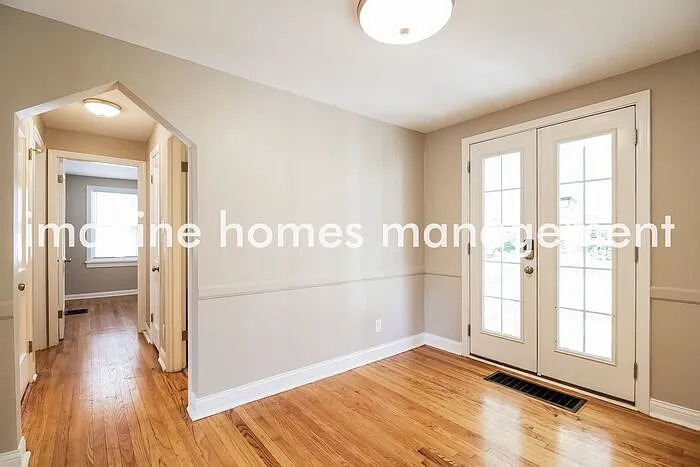 1314 Schirmer Ave — Photo 10