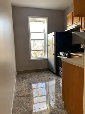 Rented by Remax Edge | media 33