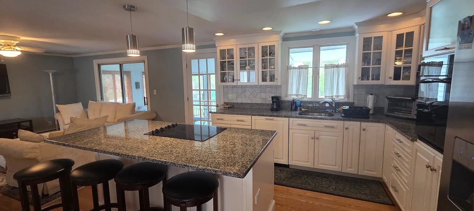 3 bed, 1900 sqft, $3,600 — Photo 4