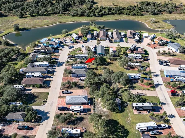 91 Augusta Cir, Aransas Pass, TX 78336