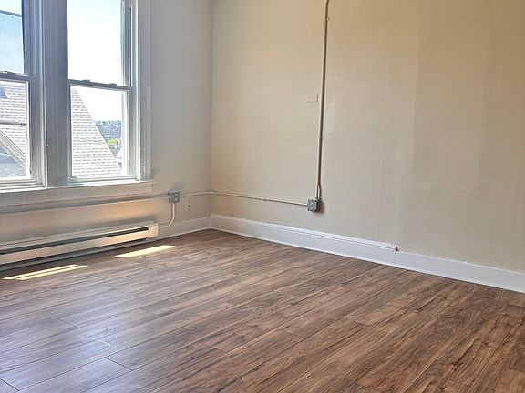 2nd image of 138 Cherry St #B8
