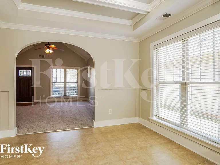 152 Moss Stone Ln — Photo 4