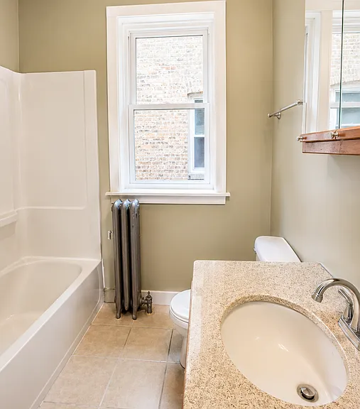 8225 S Ingleside Ave #1 — Photo 8