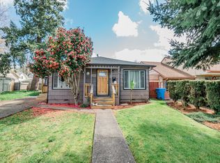 1066 13th St NE UNIT A, Salem, OR 97301