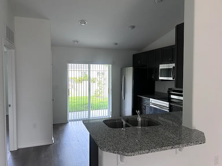 50 Wellwood Ln #A — Photo 7