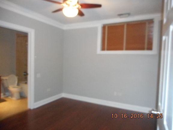5th image of 4543 N Malden St