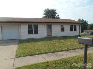 570 Bluff Parks Dr, Florissant, MO