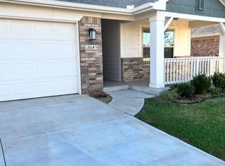 18645 Cantar Dr, Edmond, OK 73012