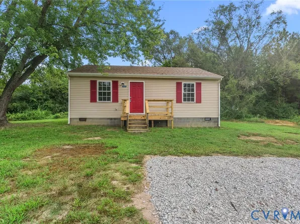 646 Valley Dr, Callao, VA 22435