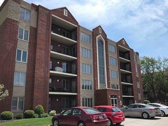 2nd image of 2321 W 183rd St #5NW
