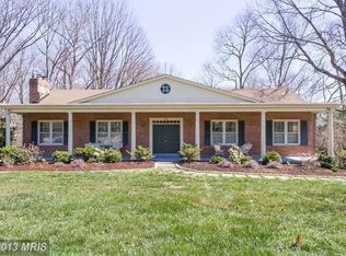 3037 Fox Den Ln, Oakton, VA 22124