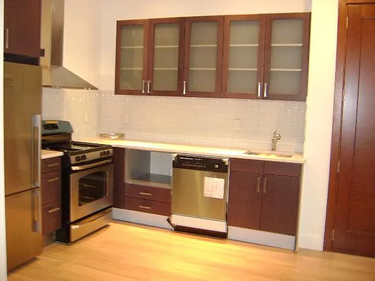 Rented by NY Space Finders Inc. | media 19