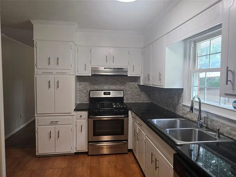 5734 Lanny Ln — Photo 27
