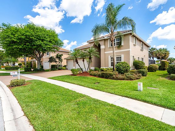 4th image of 6231 Floridian Circle