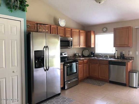 3rd image of 760 Acirema Dr