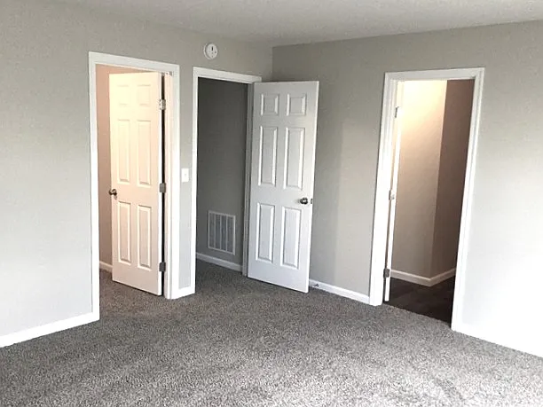 9674 Sweetwater Ln — Photo 6