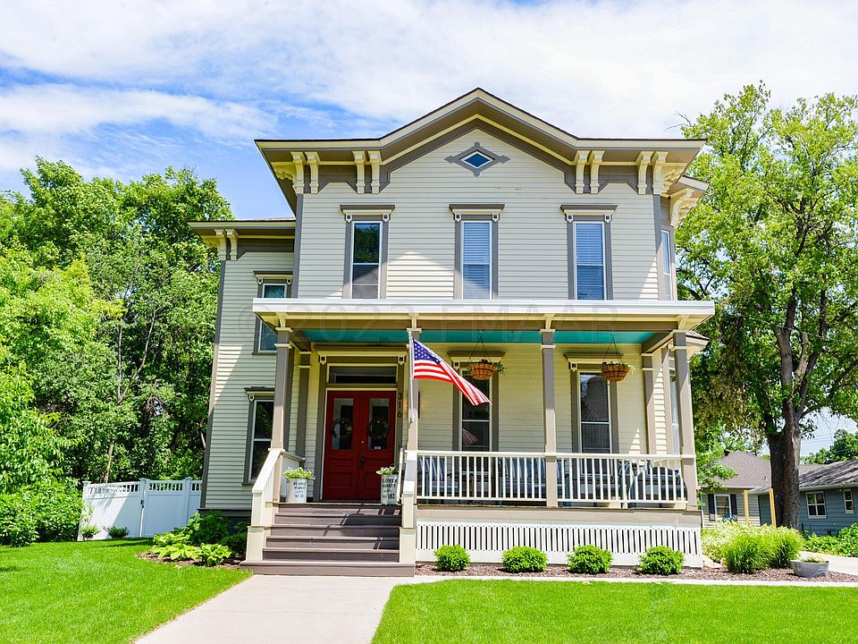 316 5th St S, Moorhead, MN 56560 MLS 232174 Zillow