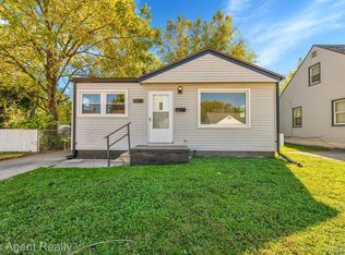 11036 Packard Ave, Warren, MI 48089
