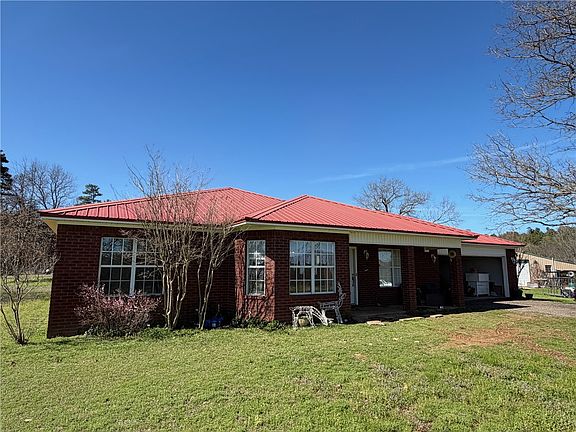 2nd image of 1637 County Road 3630