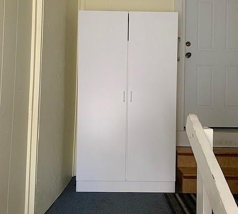 3rd image of 24 Edward St Unit B