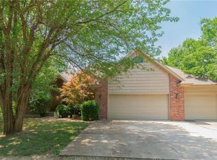 9527 Westlake Rd, Ozawkie, KS 66070