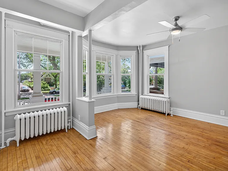 2621 N Humboldt Blvd — Photo 11